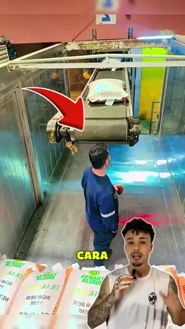 O Funcionário do Café 👷🏽‍♂️☕️ #curiosidades #trabalho #empresa #cafe 