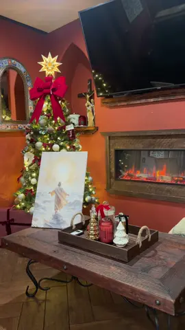 Love this frame of Jesus 💖 #jesuslovesyou #jesuschrist #jesusisking #jesussaves #jesusislord 