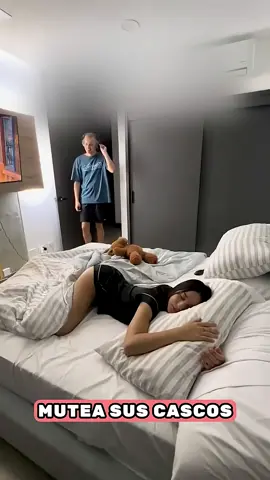 el NOVIO más CUTE del MUNDO❤️🥰 #shorts  #cute  #novios  #amor#dormir 