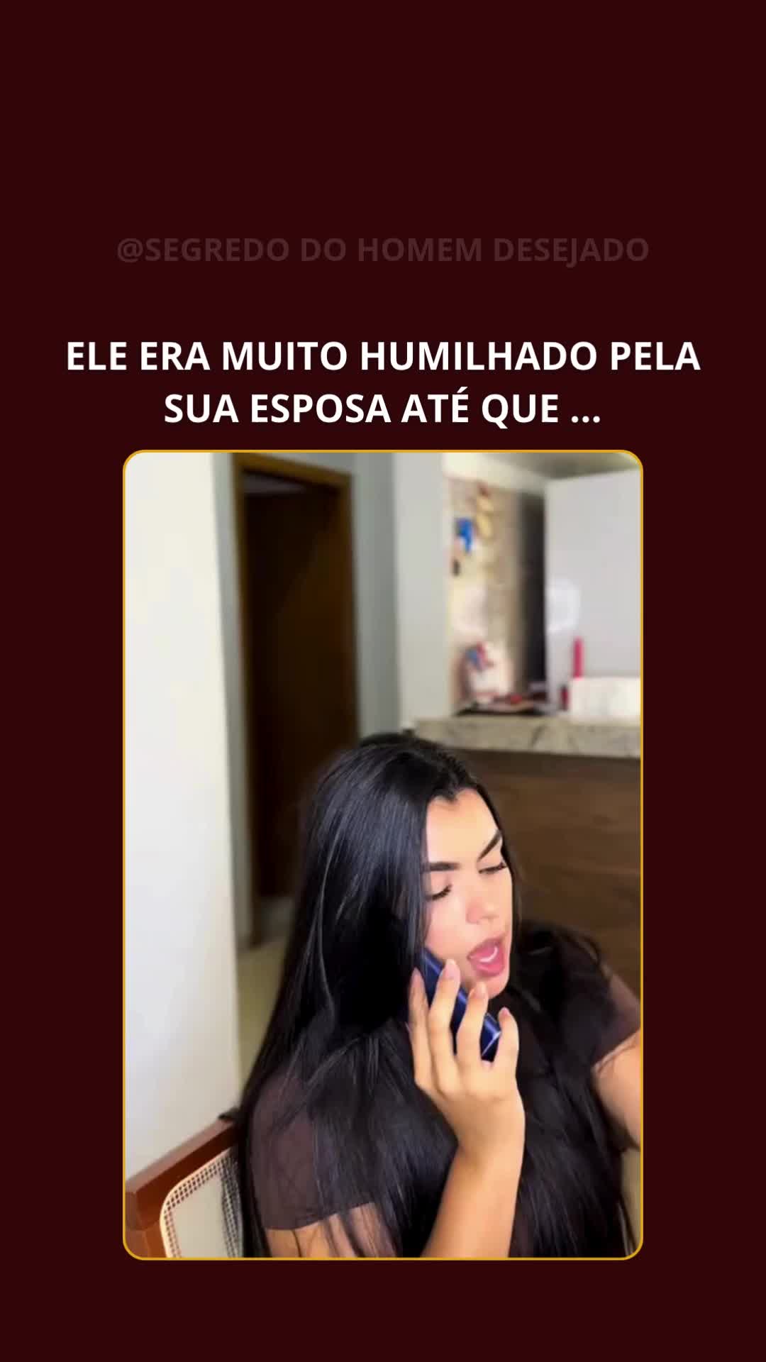 Ele era humilhado pela própria esposa. Um dia, chamaram ela pra um churrasco — e ele, que ama churrasco, ficou animado. Mas ela atendeu o telefone e disse: “Ah, ele não gosta, não.” Mentiu, só pra diminuir o cara. O mesmo homem que sustentou a casa quando ela tava desempregada agora era tratado como um peso, só porque o jogo virou. Mas o destino tem seu jeito de equilibrar as contas: ela nem sonhava que ele tinha acabado de ganhar milhões. E ele, calado, preferiu não contar. Porque entendeu que quem te humilha na fase ruim não merece te aplaudir na fase boa. Tem gente que só mostra o amor quando o bolso tá cheio — e esse tipo de amor, meu amigo, é puro interesse com perfume barato.