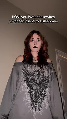 Wyd if this happens to you?👀 @Hannah #relatable #psychotic #gothgirl #goth #skit 