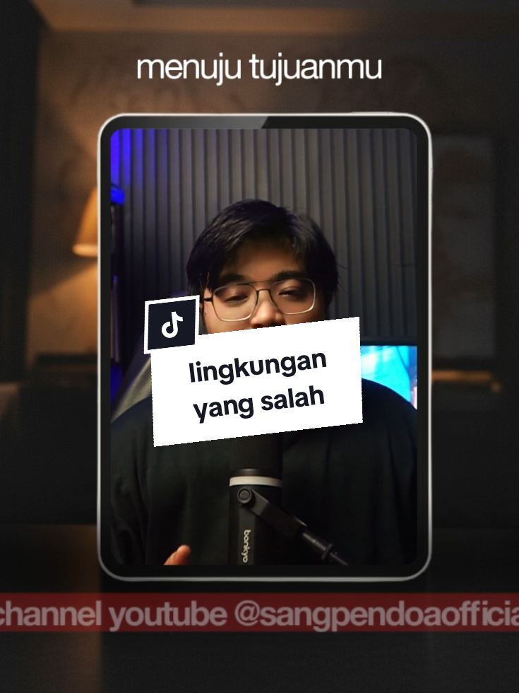 Lingkungan yang salah bukan hanya menghambat langkahmu, tapi juga bisa mematikan fokusmu. Jaga arah, bukan cuma niat. 🌿 #MotivasiHidup #LingkunganPositif #FokusTujuan #JagaEnergi