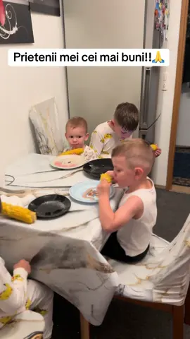 Familia este cel mai bun și important prieten!!#mamadebaieti💙💙💙💙 