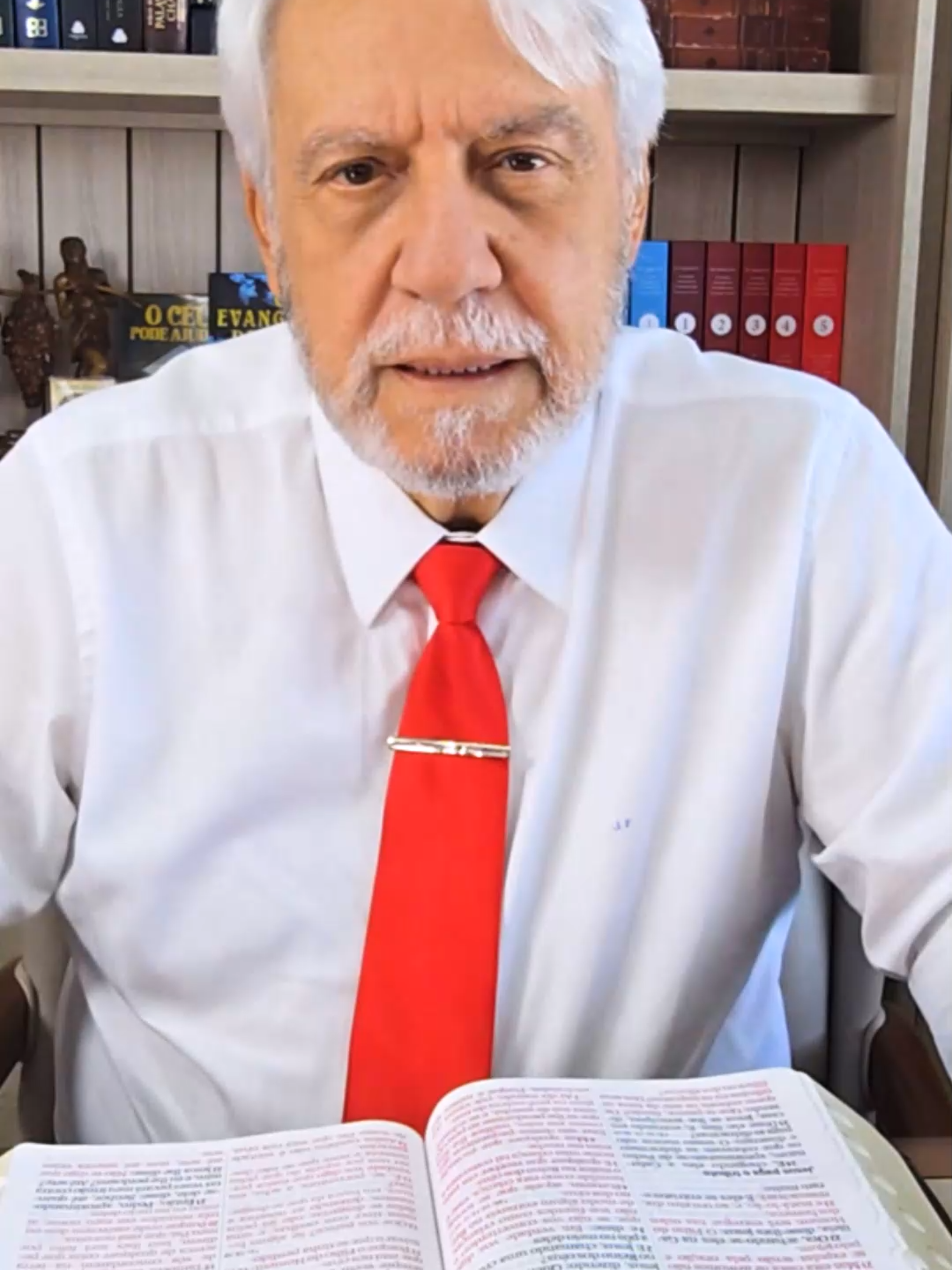 Convoquei um exército para orar por você! Escreva abaixo o seu problema e isso já será prova da sua fé! Vamos colocar um❤️ao lado seu pedido, como prova de concordância! Compartilhe com quem está precisando e ajude muita gente! @ccpazevida @pazevidaportugal @radiofelizfm @tvfeliz @prneiltonrocha @giancarlo.pagliarin @biancapagliarinoficial @fernando.paolo @georgia.pagliarin.prado @danyelpagliarin @pregadoresdotelhado @deisepagliarin @ademoriporto @danielalporto @msnmarcelo @alanjones7 @cantopelapazoficial @pvjovens @turminhafelizsede @neilton777 @casaiscompazevida #jesus #deus #espiritosanto #parakletos #ruach #juanribe #juanribepagliarin #pazevida #pregadoresdotelhado #felizfm #radiofelizfm #estjp #turminhafeliz #momentosdepazevida #mulheresdepazevida #pazevidanatv #pastor #evangelico #igreja #tvfeliz #cantopelapaz2024#casaiscompazevida #podcastjuanribe #gratidão