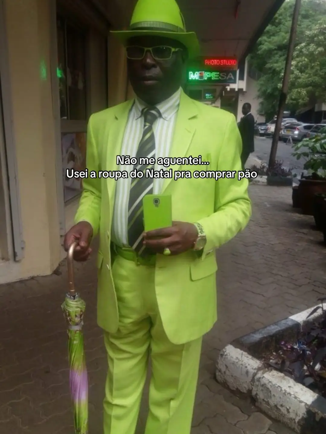 Tive que usar a roupa de Natal hoje… #fyp #natal