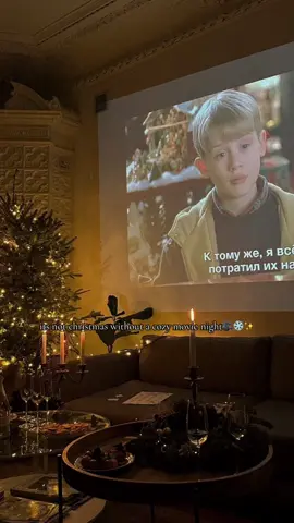 The link to the projector is in my bio don’t miss out, it’s 50% off!✨💖#tiktokmadebuythis #christmas #cozymovies #miniprojector #musthave 