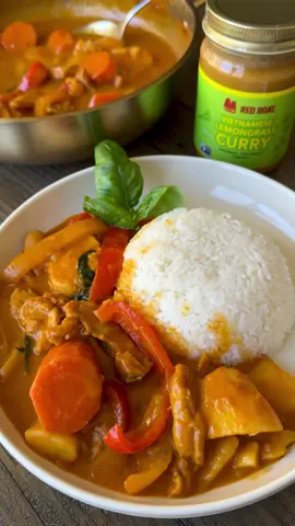 Lemongrass Chicken Curry in under 30 minutes using @Red Boat Curry and Simmer Sauce! If you’re looking for an easy weekday meal that’s delicious and convenient, you’re going to really like this dish. You can customize this with your choice of protein and favorite veggies.  What I used for my recipe:  2 chicken thighs, sliced into 1 inch strips 1 jar Red Boat Vietnamese Curry & Simmer Sauce (spicy) 3/4 cup coconut milk  1 tbsp oil 1 tbsp garlic 2 cups carrots 2 cups sweet potatoes 1 red bell pepper 1 yellow bell pepper Basil leaves 1/2 tbsp fish sauce  Directions: Heat oil, add garlic and chicken then cook for 2 minutes. Add Red Boat Lemongrass curry sauce, coconut milk, carrot and sweet potatoes. Cover and simmer for 20 minutes or until vegetables are tender. Add bell peppers, basil and fish sauce then simmer for another 5 minutes. Serve with steamed rice or baguette.  There’s a BOGO deal right now so don’t miss it! https://try.gotoaisle.com/red-boat-sprouts #curry #Recipe #EasyRecipe 