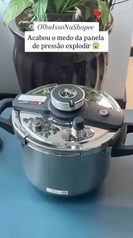 🍲💨 Panela de Pressão Inox – 6L / 8L / 10L com Sistema Antiexplosão Seguro ✨ Cozinhe com mais rapidez, segurança e muito sabor! 😍 🔹 Inox resistente e durável, fácil de limpar e com acabamento elegante 🔥 3 níveis de pressão ajustáveis, ideal para diferentes tipos de preparo 🧤 Sistema antiexplosão que garante total segurança ao cozinhar 🍛 Perfeita para feijão, carnes, arroz, sopas e muito mais! 🛒 Link de compra no primeiro comentário #PanelaDePressão #InoxPremium #CozinhaSegura #Praticidade #ShopeeBrasil
