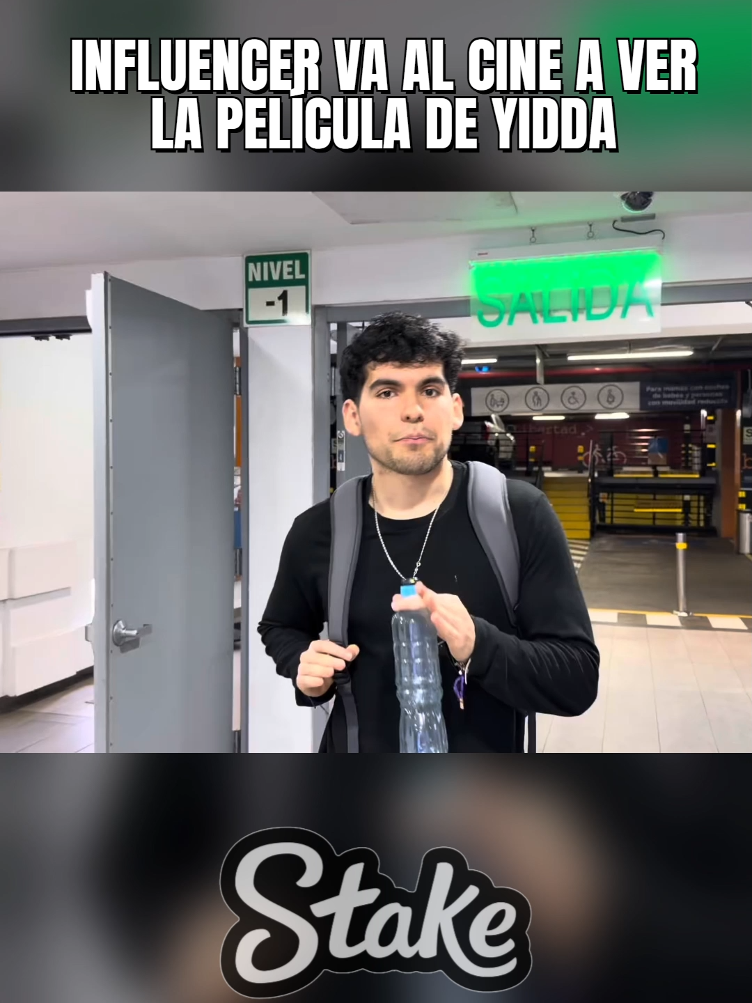 (2) Influencer va al cine y nadie compra entradas en la sala. #fyp #parati #viral #perú #yiddaeslava