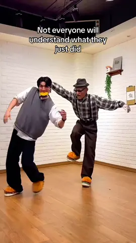 Brick Grandpa hiphop #grandpadance #grandpadancemoves #grandpa #hiphopdance #hiphopdancer 