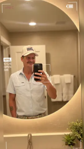 Dropping this here for my lovely fans❤️.                                                  #americanbadass #lovekidrock #rockthecountry #usa🇺🇸 #usa_tiktok 