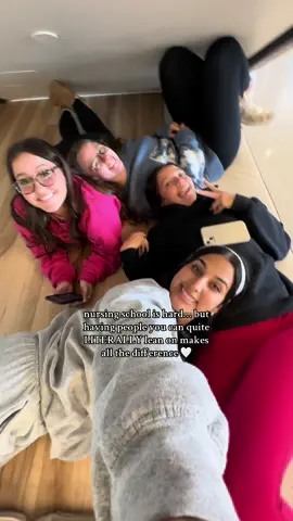 us during our 10 minute breaks… genuinely no idea what we would do without each other🤍 #nursesoftiktok #nursingschool #nursingstudent #nursingbesties #healthcare @lilywatkins @ans! @Alyssa.w 