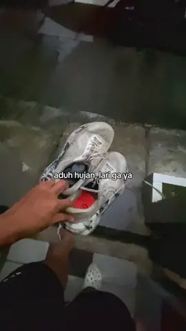 ujan ga masalah #pelarikontenbinsik🏃‍♂️ #fyp #4u #Running #Running #pelarikonten 