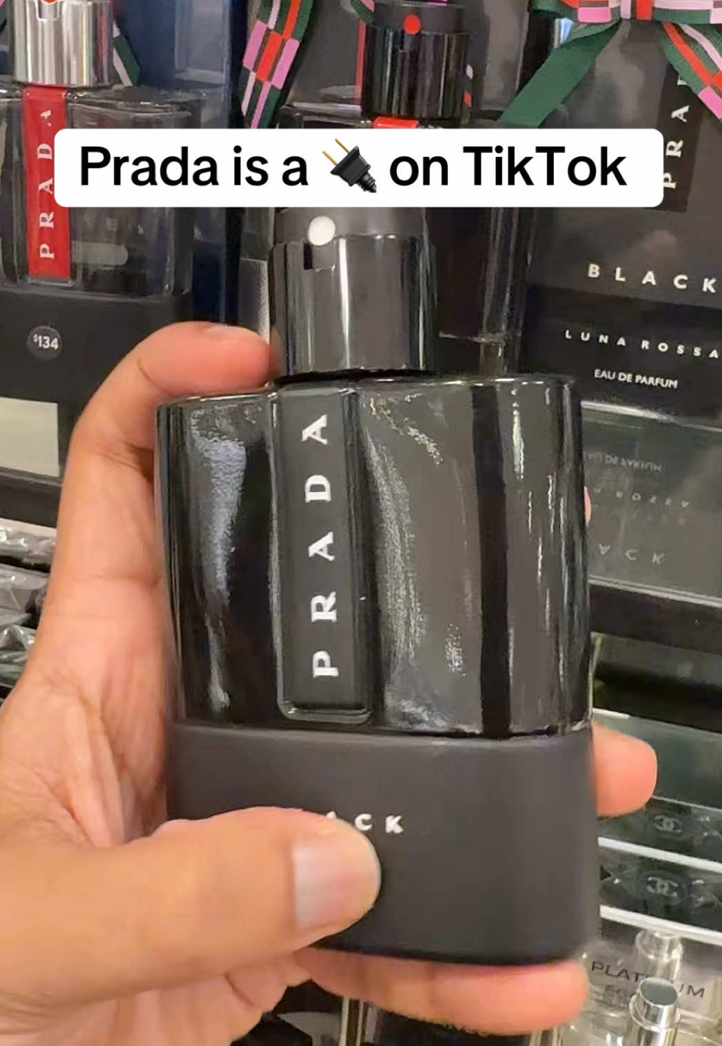 Prada is the best fragrance out there #prada #fragrancetiktok #smellgood #fragrance 