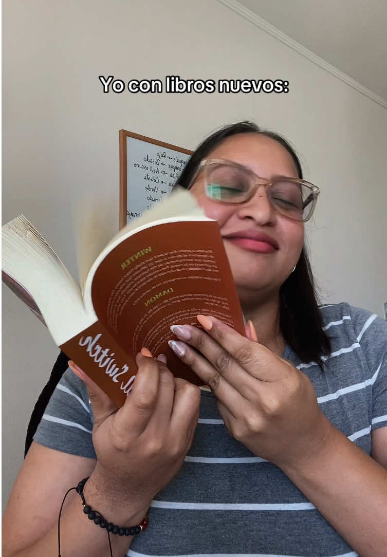 Leer es mi pasión pero es que comprar libros nuevos es mi obsesión😮‍💨❤️‍🔥 #addictedtoyou #booktokchile #librosnuevos #booktokespañol #libros 