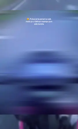 Aku tak kejar siapa-siapa, sebab yang lari dulu pun tak berbaloi 