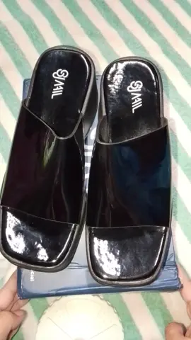 trending decor flexible  soft breathable  comfort  quality rubber white leather  heels shoes footwear trainers  high think chunky  classic elegant sports running  walking athletic sandal wedge sleeper S23 summer  girl women makapal