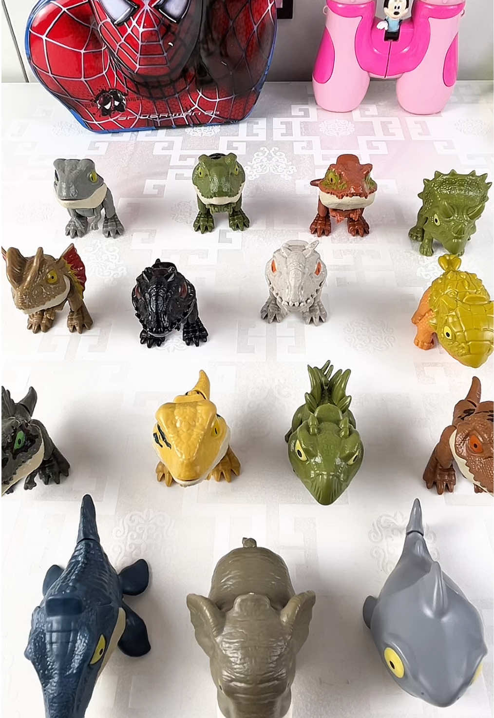 Đồ chơi khủng long cắn ngón tay và các động vật khác.  #dochoikhunglong #dochoikhunglongcanngontay #dochoikhunglongcantay #dochoikhunglongchobe #khunglongcantay