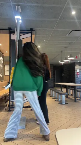 Im crine😭😭😭😭😭