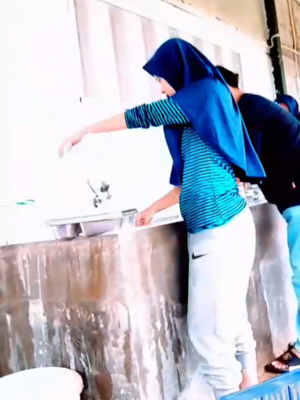 Team Ompreng Beraksi   #bgn #mbg #prabowo #Kendal #generasiemas #fypppppppppppppppppppppppp #fyp  #makanbergizigratis  #nawajayanusa #shorts