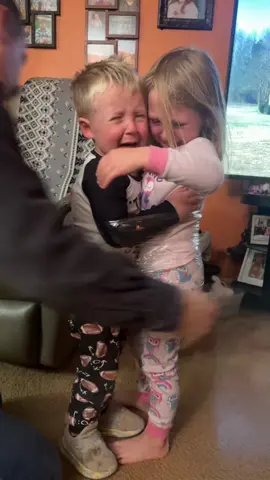 When they don’t know how to stop fighting, you make them love one another❤️🤷🏼‍♀️ #fyp 