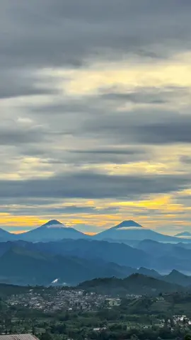 Morning personn #sindorosumbing #praumountain #gunungslamet3428mdpl #foryoupage #masukberanda 