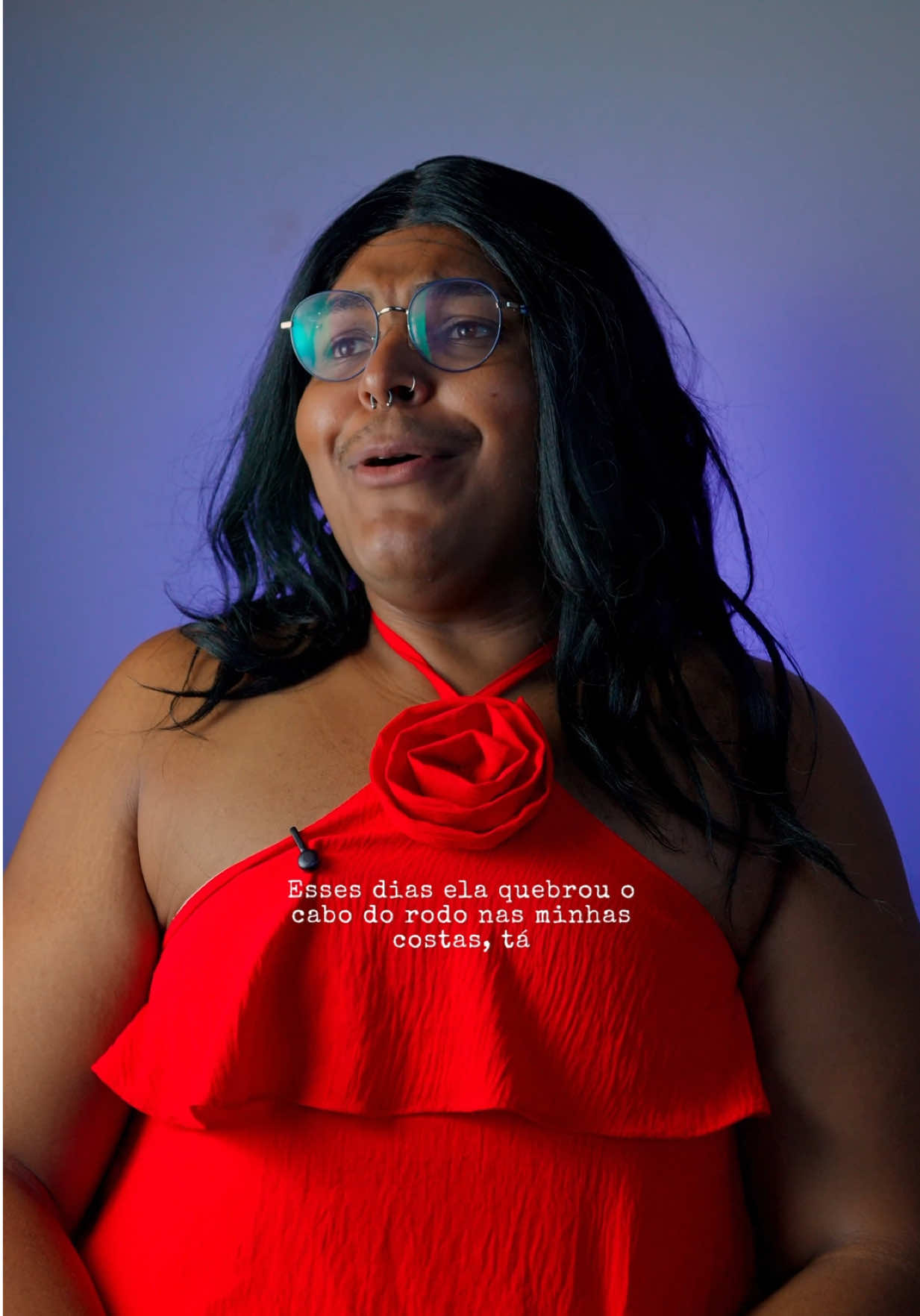 Dia 17, vocês vão conhecer o dia a dia de @xerollaynne 🤣💜💛 Na nova série 