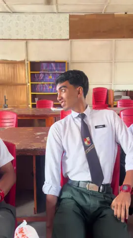 Naling parokkk pagi ni nak speaking Londong katakan.. #ubbi #spm2025 