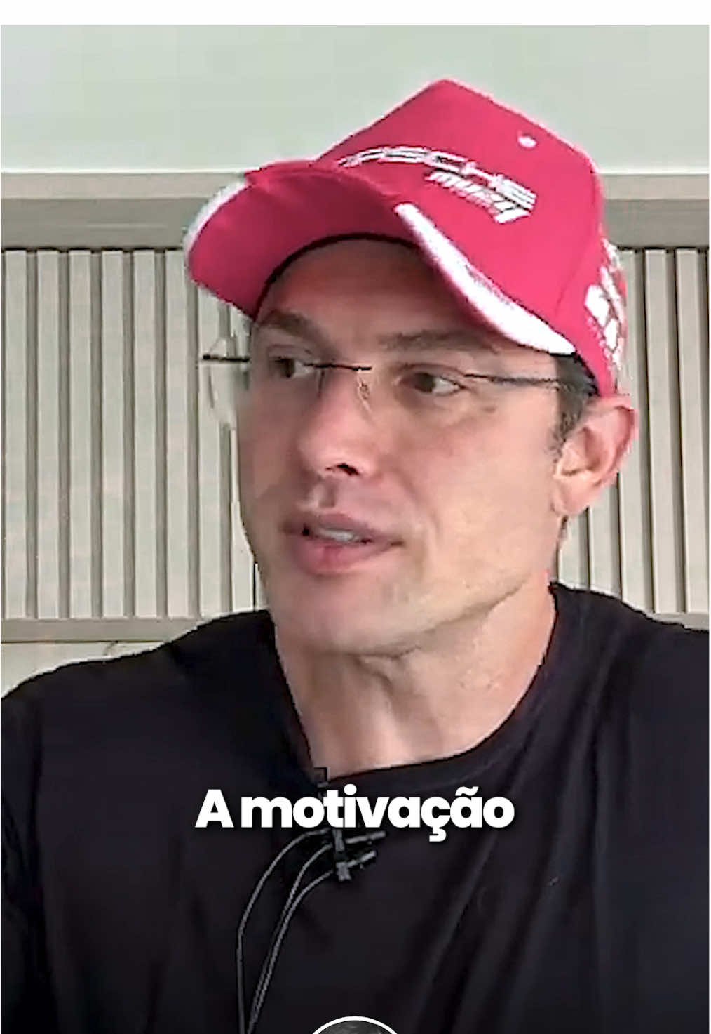 Manter-se leal a sua identidade e a capacidade de se manter motivado pelo que é belo, verdadeiro ou necessário, para mim é sinal de nobreza, e para você o que te mantém leal a sua identidade? #lealdade #motivação #paulomuzy