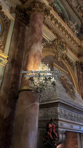 Déjà vu 🔮 @newport.mansions #newportmansions #thegildedage #gildedglamour #newportrhodeisland #newportri 