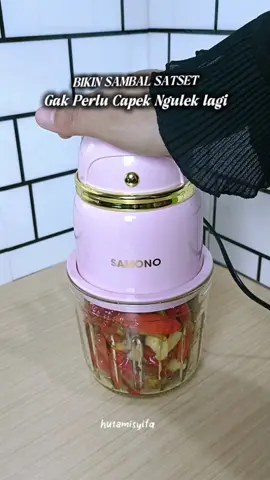 Ukuran nya gak terlalu kecil, gak terlalu besar juga🩷  yg ini ukuran 600ml ✨ #chopper #choppersamono #choppersamono600ml #choppermultifungsi #choppermurah 