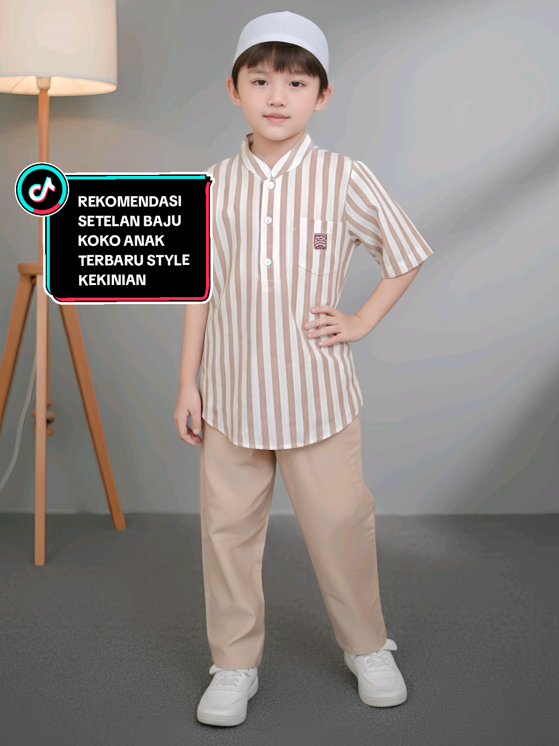 Rekomendasi setelan baju koko anak laki-laki usia 1-12 tahun Bunda lagi cari setelan koko anak yang adem, lembut, dan tetap terlihat keren? 😍 Kenalin nih — Madina Kids Series Musa ✨ Terbuat dari katun salur premium yang lembut di kulit dan mudah menyerap keringat 🌿 Jadi si kecil tetap nyaman meski aktif seharian 💪 Desainnya simple tapi classy, bikin tampilan anak makin rapi dan stylish tanpa ribet 👕 Cocok banget buat acara keluarga, mengaji, atau jalan bareng Bunda & Ayah 💖 Tersedia ukuran lengkap 1–12 tahun dengan warna kece: blue, brown, pink, dan sage 🌈 Mulai dari Rp82 ribuan aja, tapi kualitasnya premium banget 🔥 Buruan checkout sebelum kehabisan, Bun! 💨 #setelankokoanak #kokoanak #bajukokoanak #rekomendasi #bajumuslimanak 
