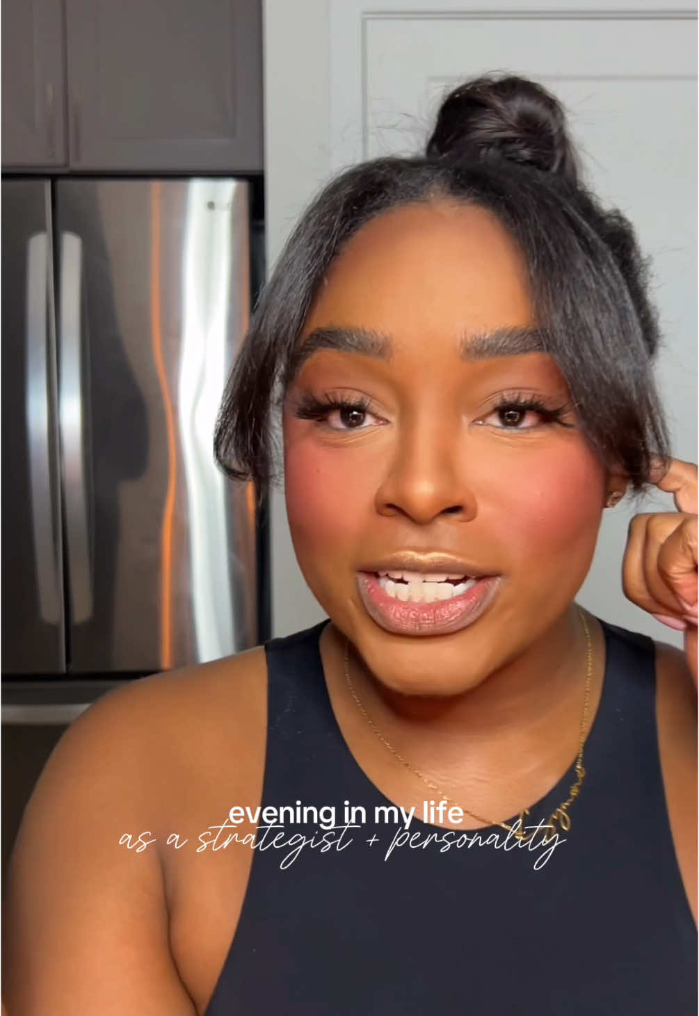 a girls night out loves to see me coming✨🥂📸 #girlsnight #girlsnightout #gno #eveningvlog #caviarbumps #champangepapi  @thechristenmarie @tart_bytaylor 