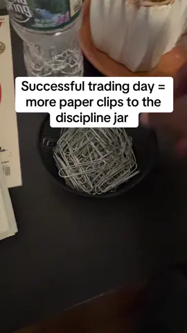 Getting closer to getting myself a 🎁  Use the discipline jar technique in your every day life where you add paper clips to a jar when you follow your goal, rules, or discipline for the month. Once the jar is full buy yourself something special as a reward.  #daytraders #futurestraders #stockmarket #mindset #disciplined 