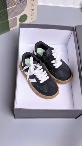 Giày Thể Thao Bé Trai Bé Gái Da mềm. #giaythethaochobe #giaytreem #lonashop 