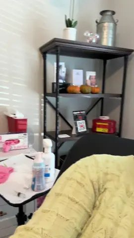 #lilyroseaesthetics #eaglemountainutah #micronnedling #lehi #gettingreadyforchristmas 