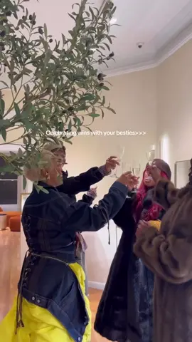 Cheers to more success, God’s favor, and helping others along the way! @JAZZY | Boston Content Creator @Tayla @Tiara | Boston Content Creator  #bostoninfluencer #blackwomeninluxury #blackgirlmagic #blackwomenempowered #blackwomenentrepreneurs 