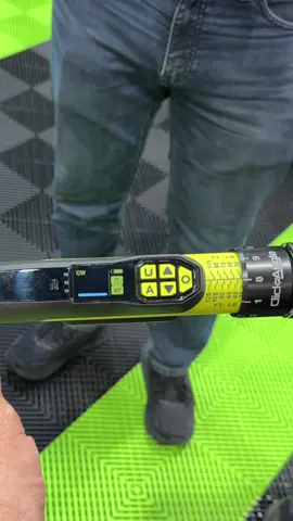 A new way to torque. The Quantum Tools Flex Head Micro-Clicker with Angle Hybrid Torque Wrench gives you the “Click” while also displaying the torque reading and Angle reading. #shoplife #tools #mechaniclife #semashow 