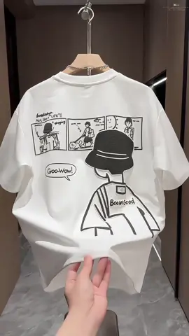Kaos pria berprint komik trendi ini, cutting loose dan keren. Siapa yang bisa menolak desain yang penuh nuansa kehidupan dan menarik ini?#fashion #foryou #fyp #tshirt #OOTD 