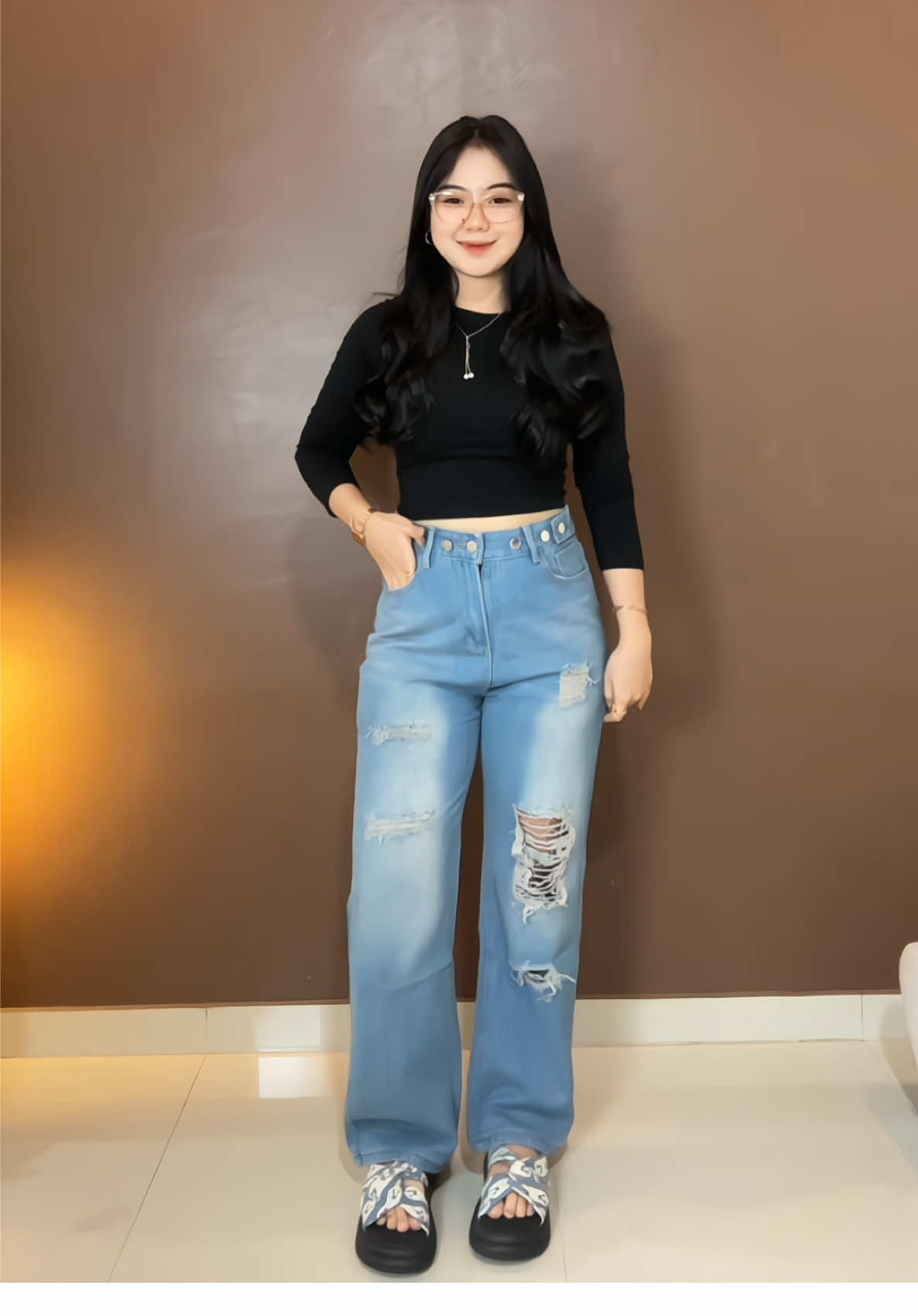 nih kesukaan kalian celana robek