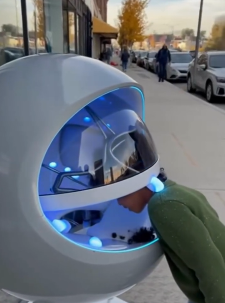 #creatorsearchinsights Hashtags: #tiktoktrend, #contentcreator