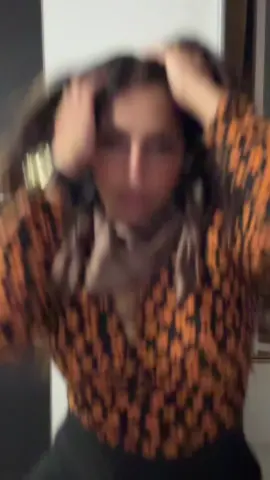 Jenny on romantic vibez 💃🏼💃🏼😉😉🎧🎧🎶🎶🔐🔐🌎🌎🫂🫂🤗🤗🤗