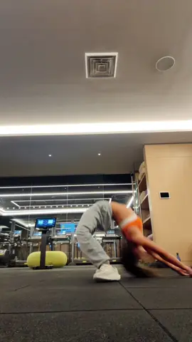 Make me freeze #tyla #dance 