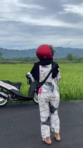 Diam tolah toleh , bergerak ngeblur kabeh 🤣#miosporty 