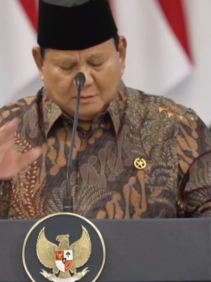 Prabowo_ Pertumbuhan Ekonomi Indonesia Salah Satu Tertinggi di Dunia! #shorts