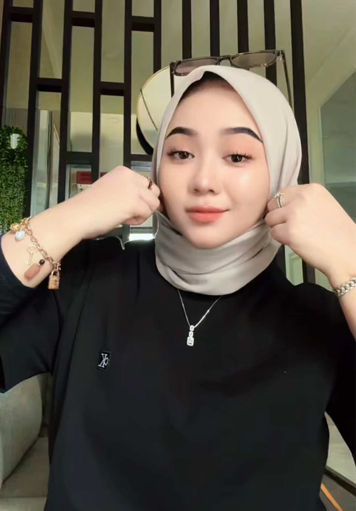 Apa nih yang lagi rame? 😒#fauzana #fauzanaterbaru 