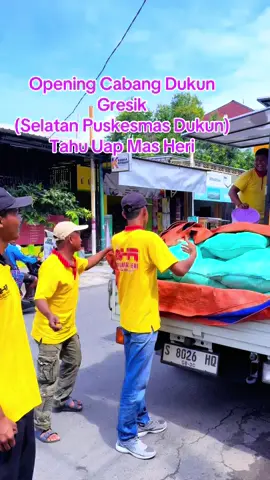 #dukungresik #gresik #kulinergresik #gresik24jam #gresiktiktok Opening hari ini gratis icip2 di tempat dan setiap pembelian 10 rb gratis 3 biji tahu lokasi selatan puskesmas dukun Gresik tgl 12 November 2025  