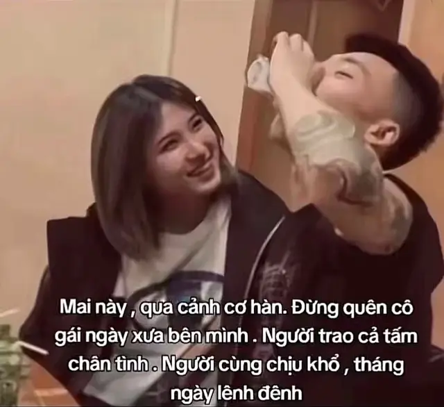 Người đi cùng mình lúc khó khăn , mới là người đáng ở với mình cả Đời 😍