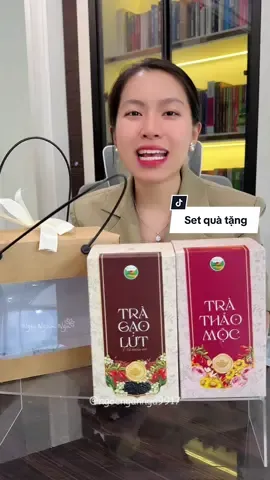 Quà tặng thầy cô thể hiện sự quan tâm đến từ tấm lòng #quatangthaycogiao #quatangcogiao #quatang20_11 #quatangthayco #ngocngannga 