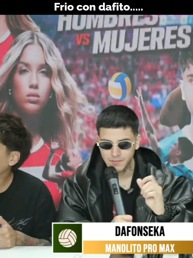 #dafonseka  #danielataquire #aductor #diealis #macbride #cristorata7 #voley #batman #lima #homexesual #madre #futbol #gordo